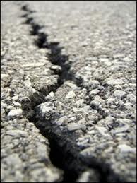 Lignes Maska - Scellement de fissures d’asphalte